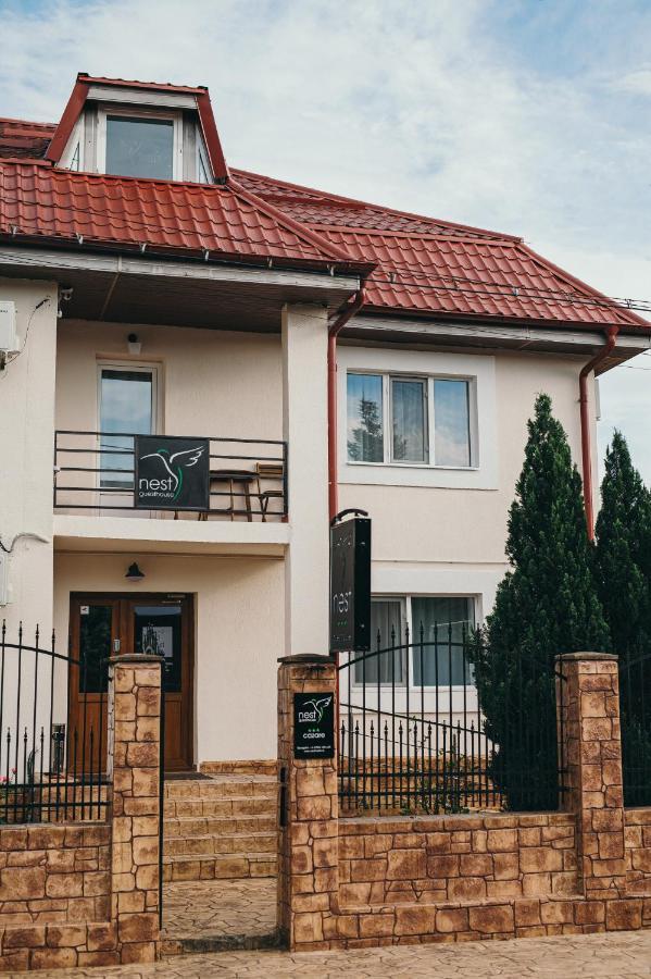 Nest Guesthouse Drobeta Turnu Severin Eksteriør bilde