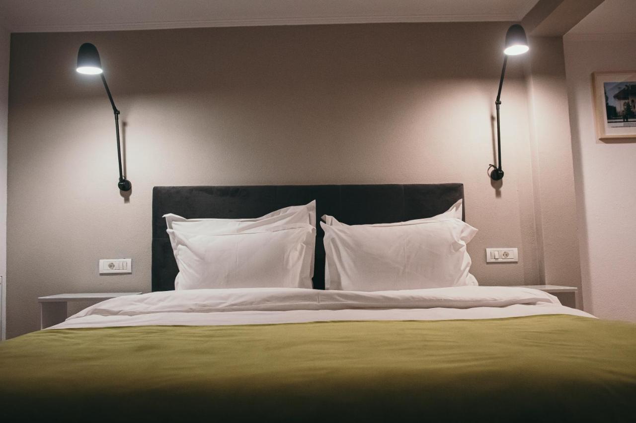 Nest Guesthouse Drobeta Turnu Severin Eksteriør bilde