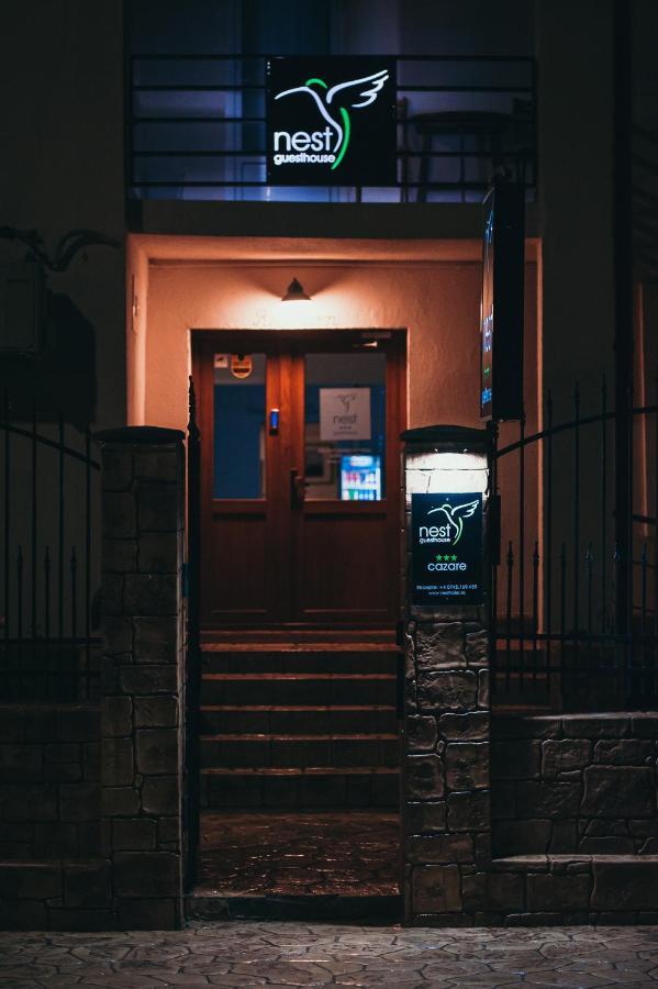 Nest Guesthouse Drobeta Turnu Severin Eksteriør bilde